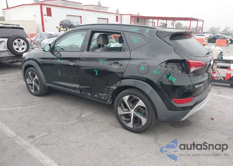 2018 Hyundai Tucson Value из США, поврежденный, VIN KM8J3CA26JU687343